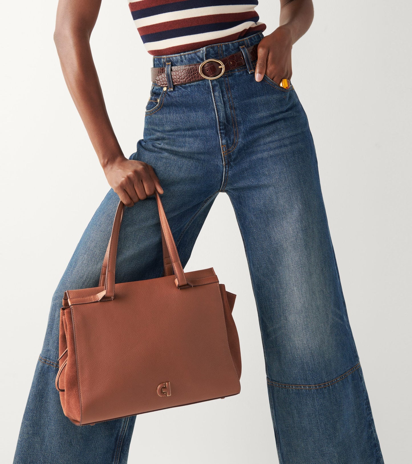 U06724:DARK SEQUOIA:0000