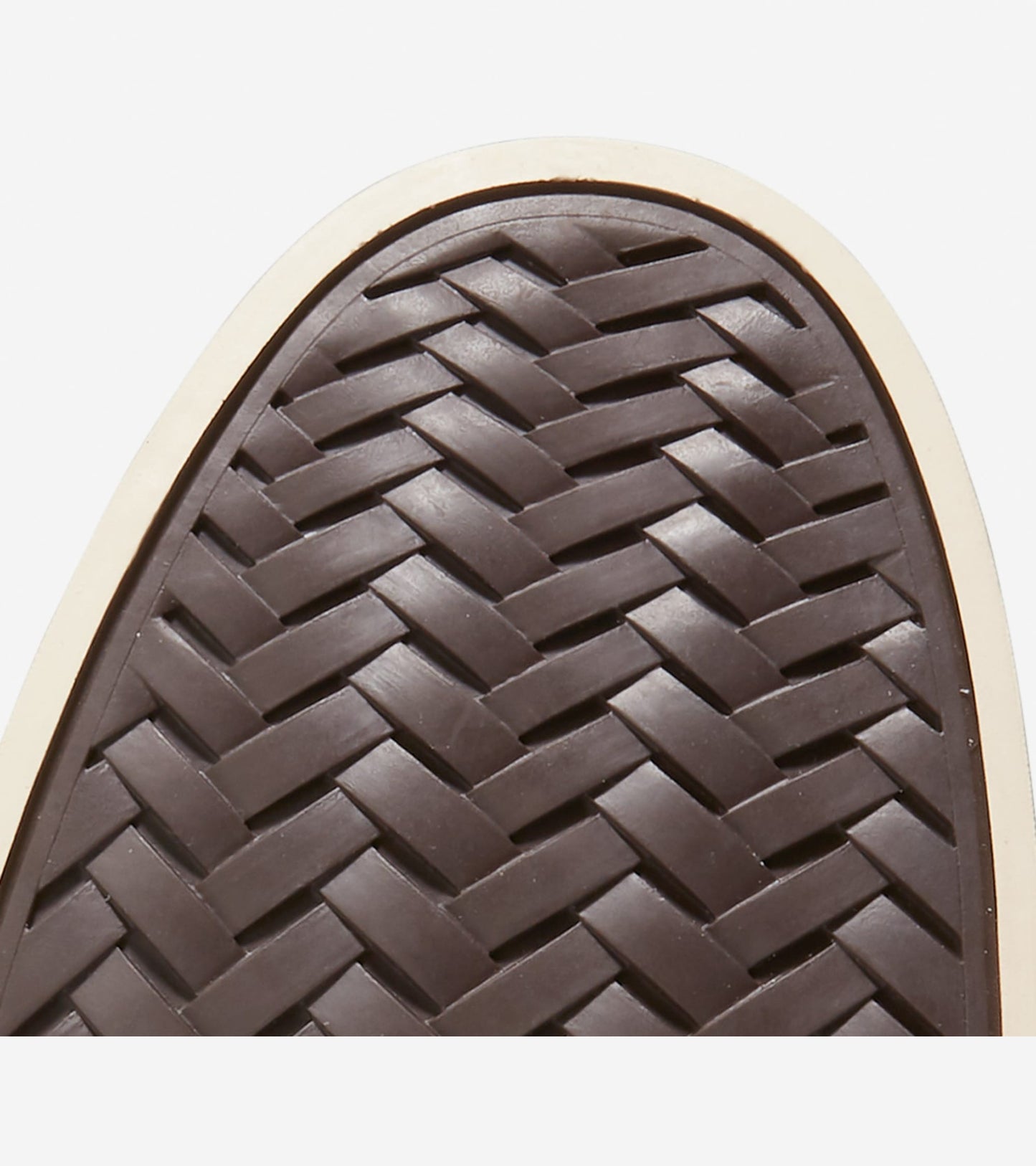 C38214:CH BRITISH TAN/ANGORA