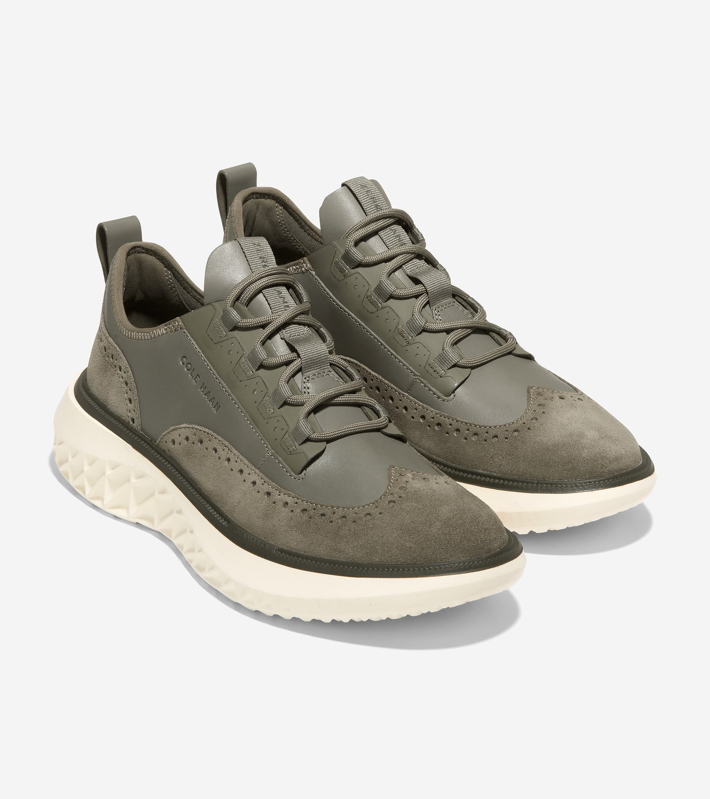 c36816-Men's ZERØGRAND Work From Anywhere Oxford-Tea Leaf-Ivory