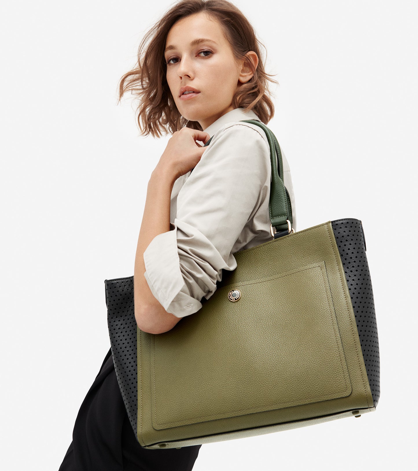 u05622-CH 3-in-1 Tote-Olive Perforated