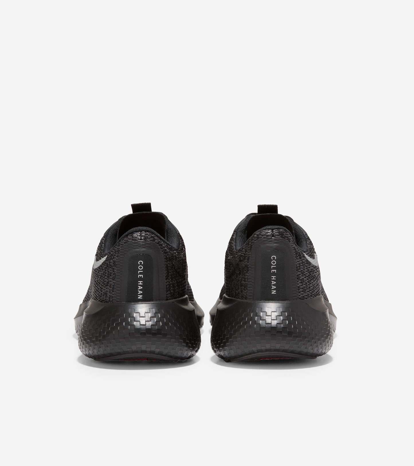 W22897-ZERØGRAND Outpace 2 Running Shoe-Black/Reflective Silver/Rio Red