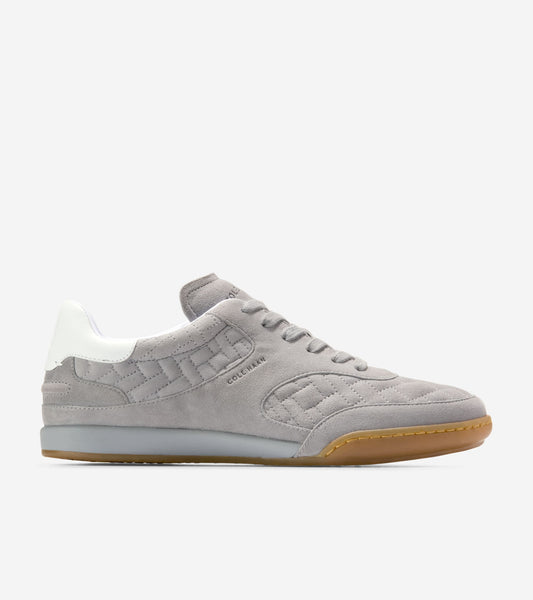 W33582:FROST GRAY SUEDE/WHITE LTR