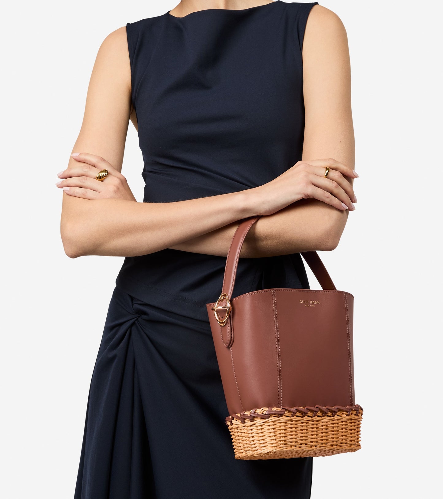 U08466:DK CUOIO WICKER:0000
