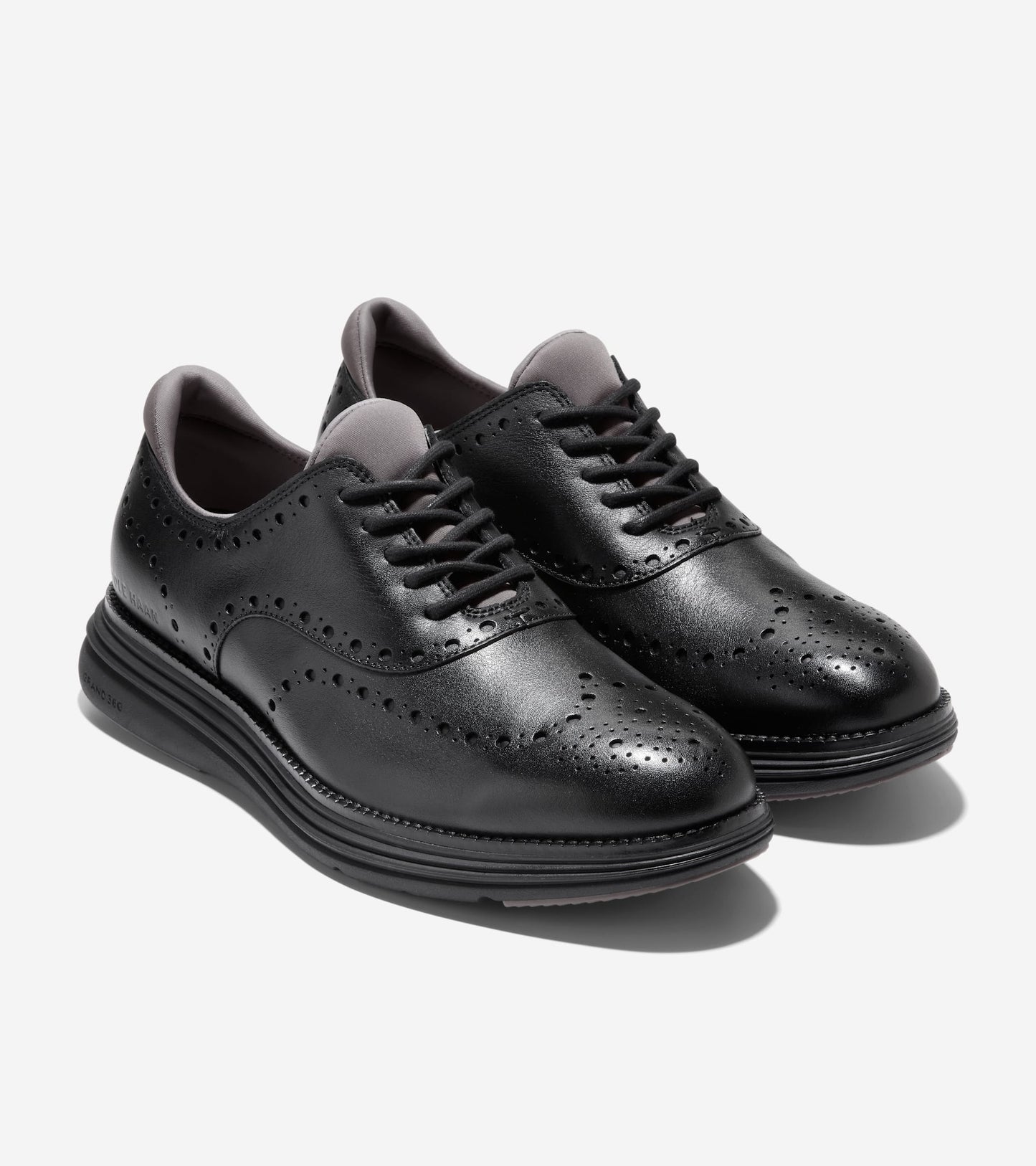 Men's ØriginalGrand Ultra Waterproof Wingtip Oxfords