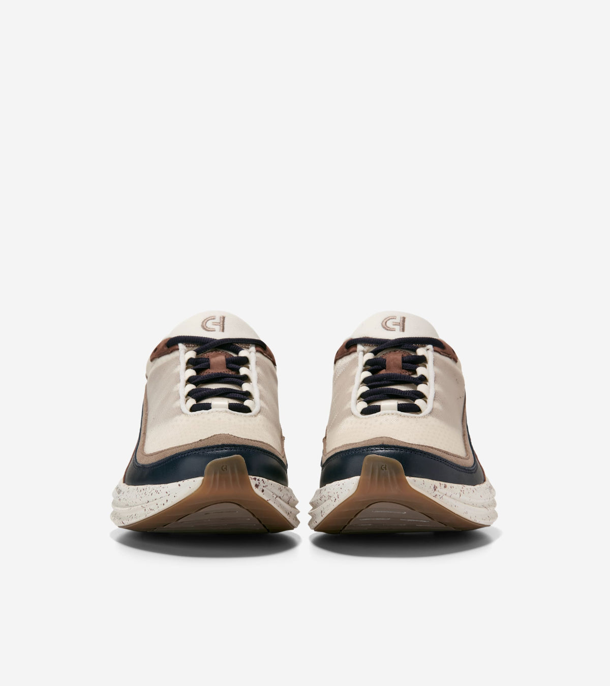 Men's ØriginalGrand Quadstar 2.0 Running Shoes - Style C46071 - Angle B