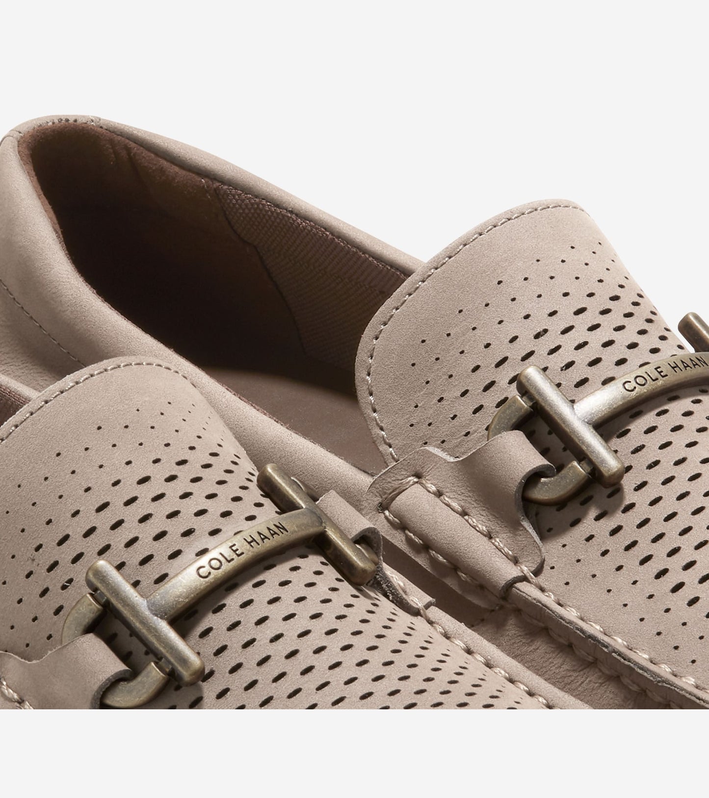 C38895:CH IRISH COFFEE NUBUCK / CH TRUFFLE