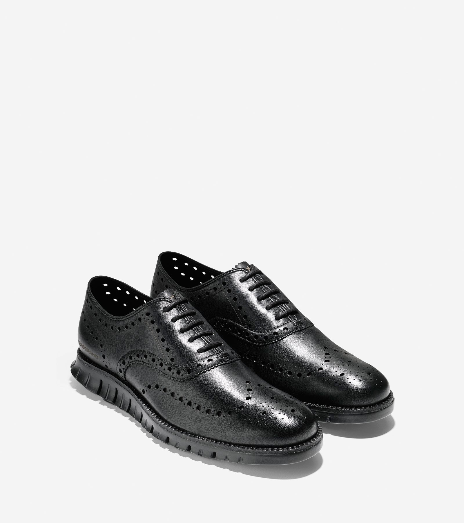 ColeHaan-ZERØGRAND Wingtip Oxford-c23579-Black Glove Leather-black