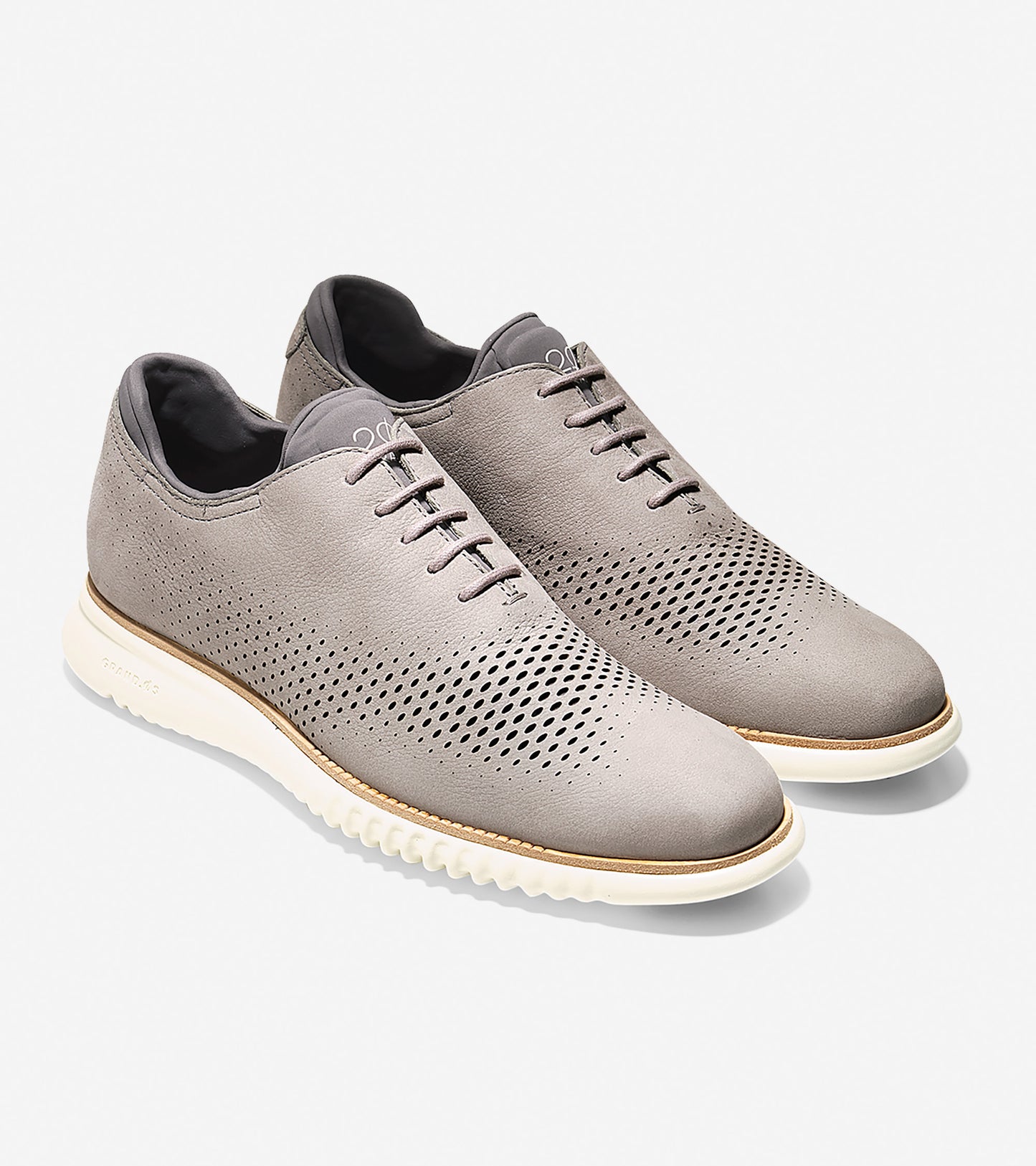 ColeHaan-2.ZERØGRAND Lined Laser Wingtip Oxford-c23814-Ironstone Nubuck-Ivory