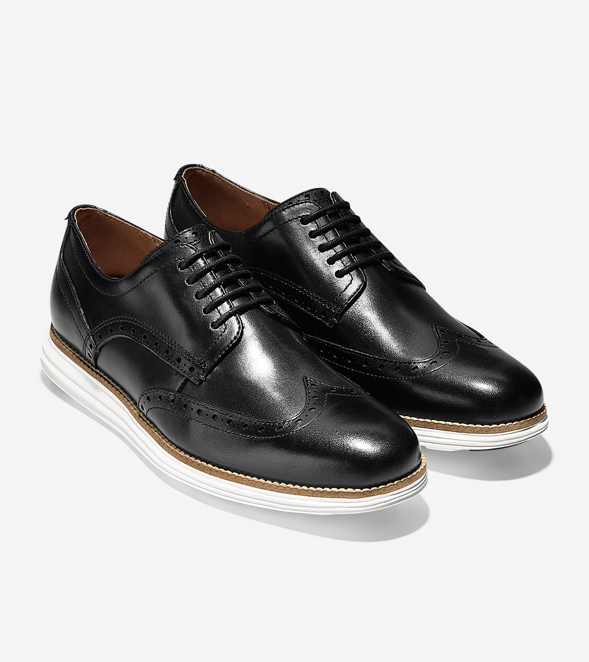 ColeHaan-ØriginalGrand Wingtip Oxford-c26469-Black-White