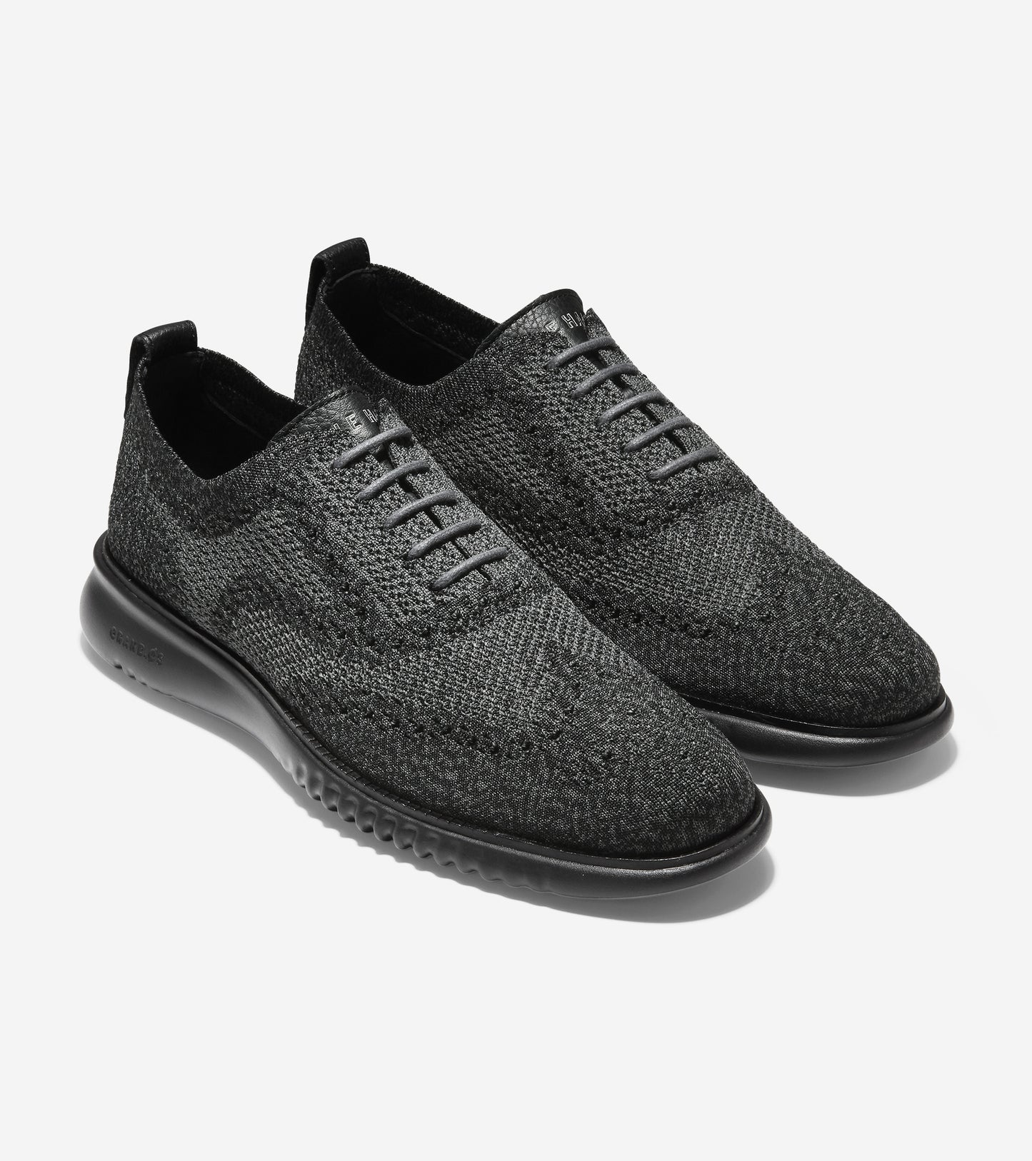 ColeHaan-2.ZERØGRAND Wingtip Oxford-c27563-Black-Magnet Stitchlite™