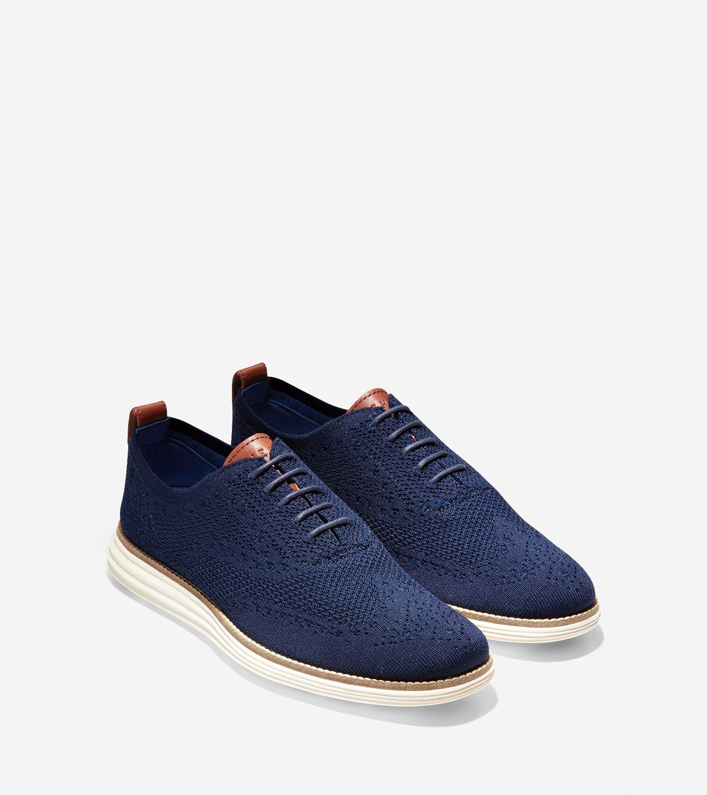 ColeHaan-ØriginalGrand Wingtip Oxford-c27960-Navy Stitchlite™-Ivory