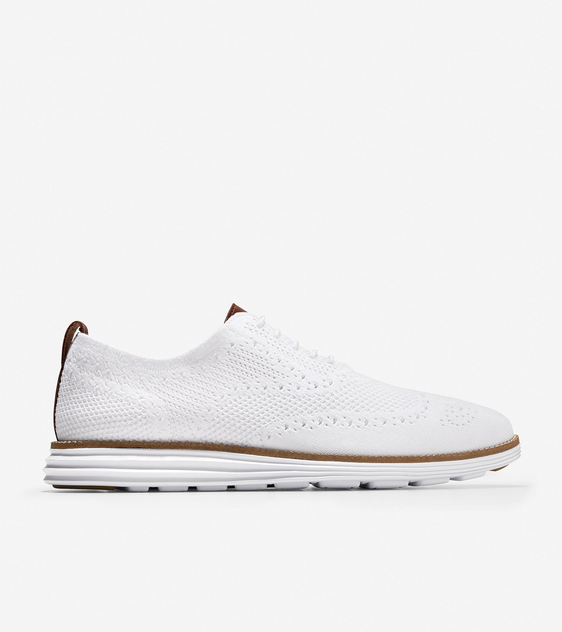 ColeHaan-ØriginalGrand Wingtip Oxford-c27963-Optic White Stitchlite™-White