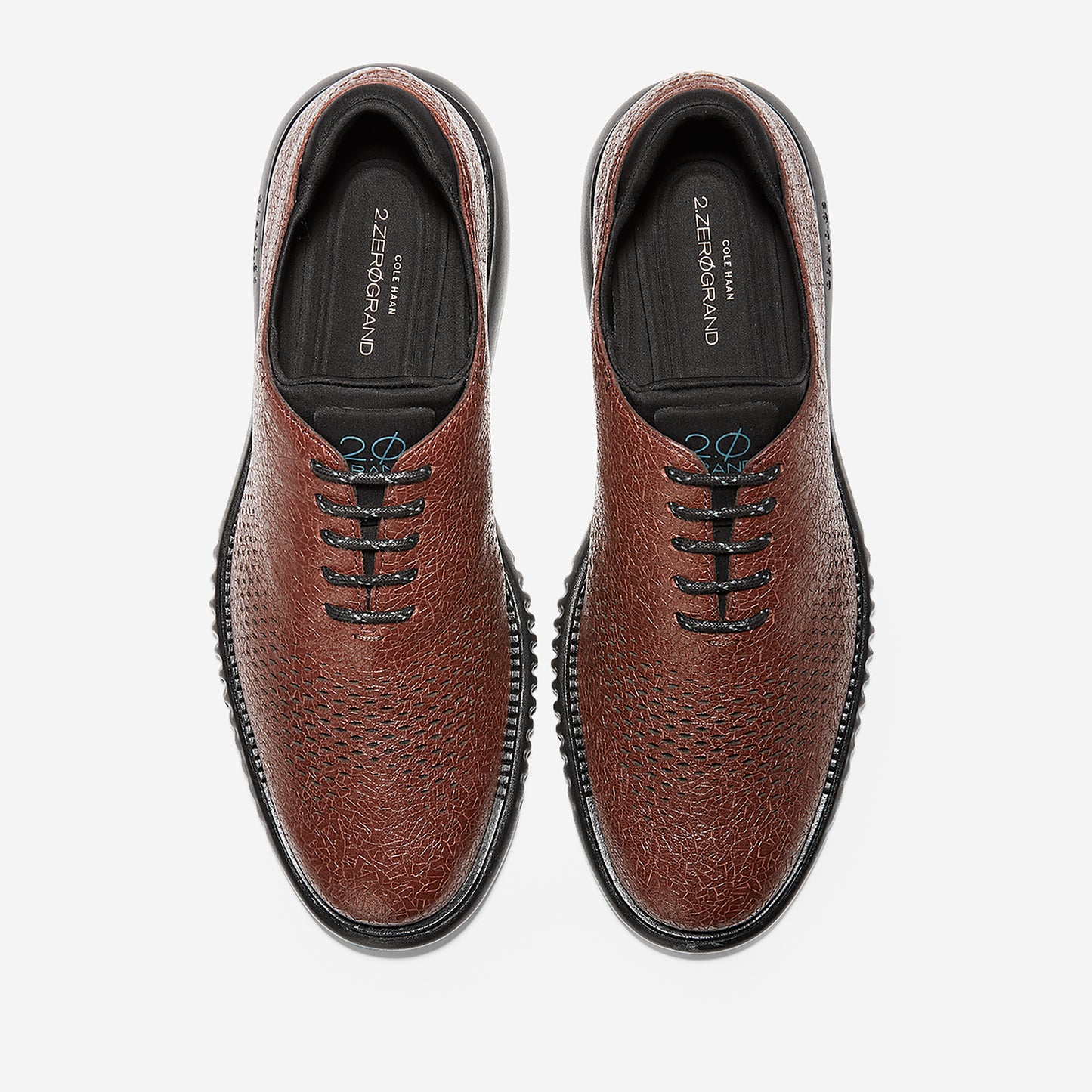 ColeHaan-2.ZERØGRAND Lined Laser Wingtip Oxford-c28259-Hickory Textured Leather-Black