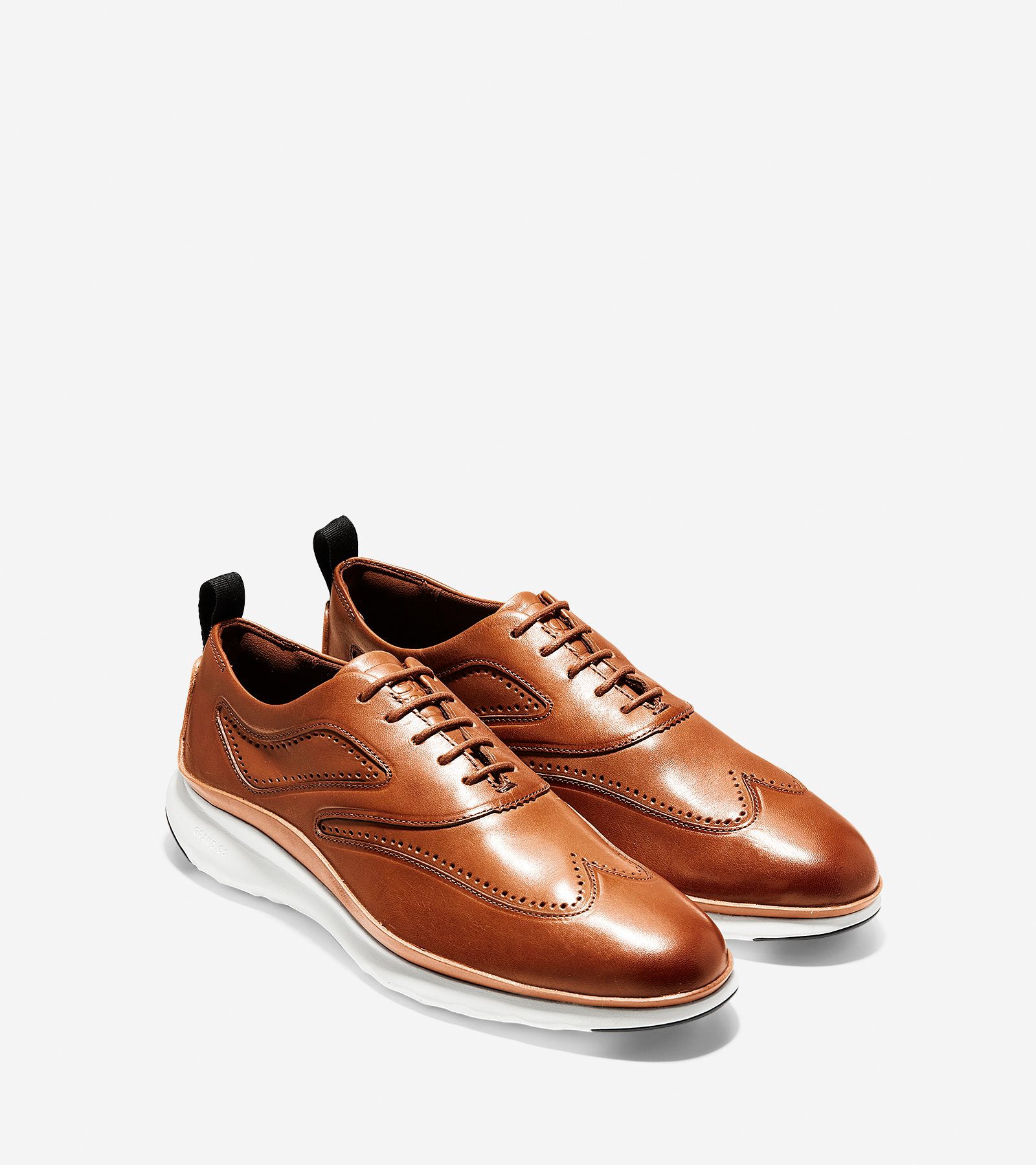 ColeHaan-3.ZERØGRAND Wingtip Oxford-c28396-British Tan-Ivory