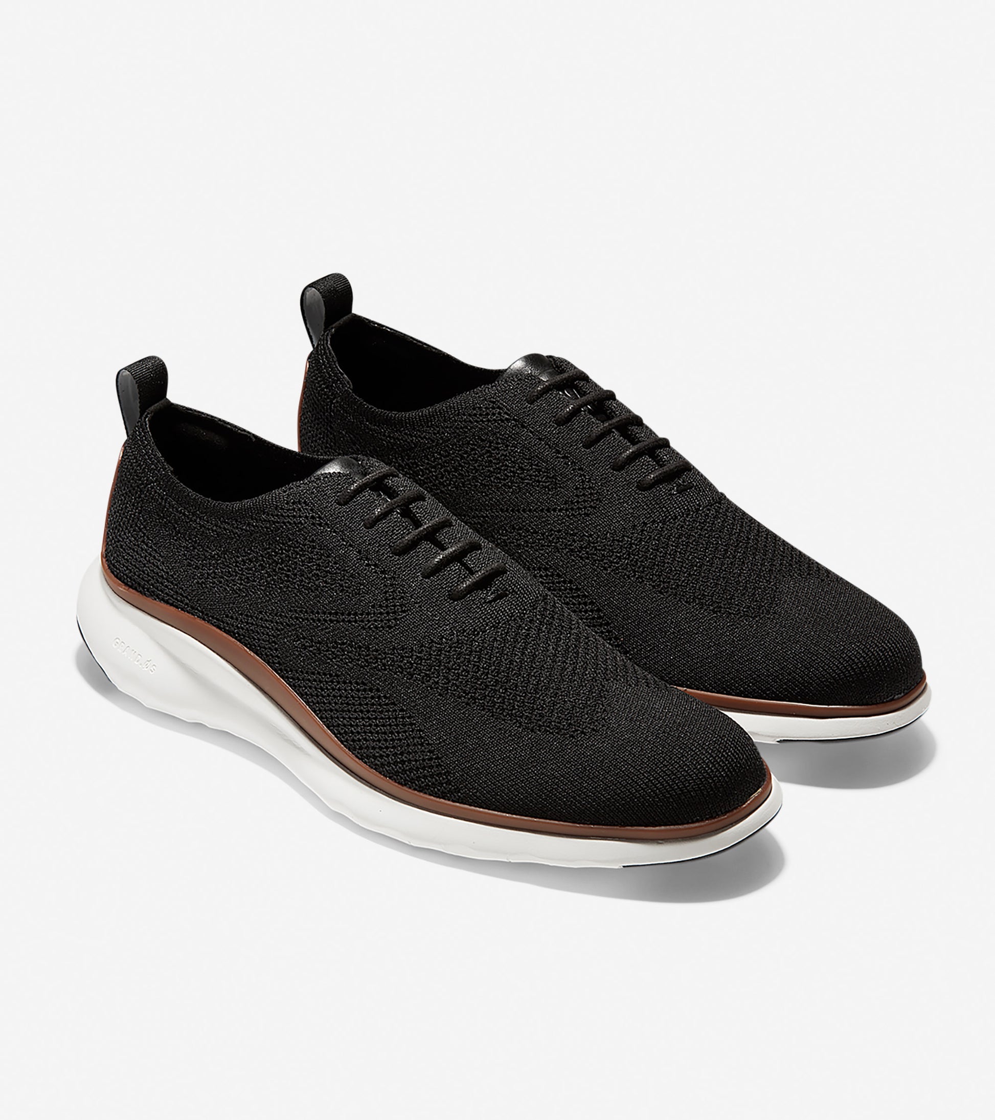 ColeHaan-3.ZERØGRAND Wingtip Oxford-c29296-Black Stitchlite™