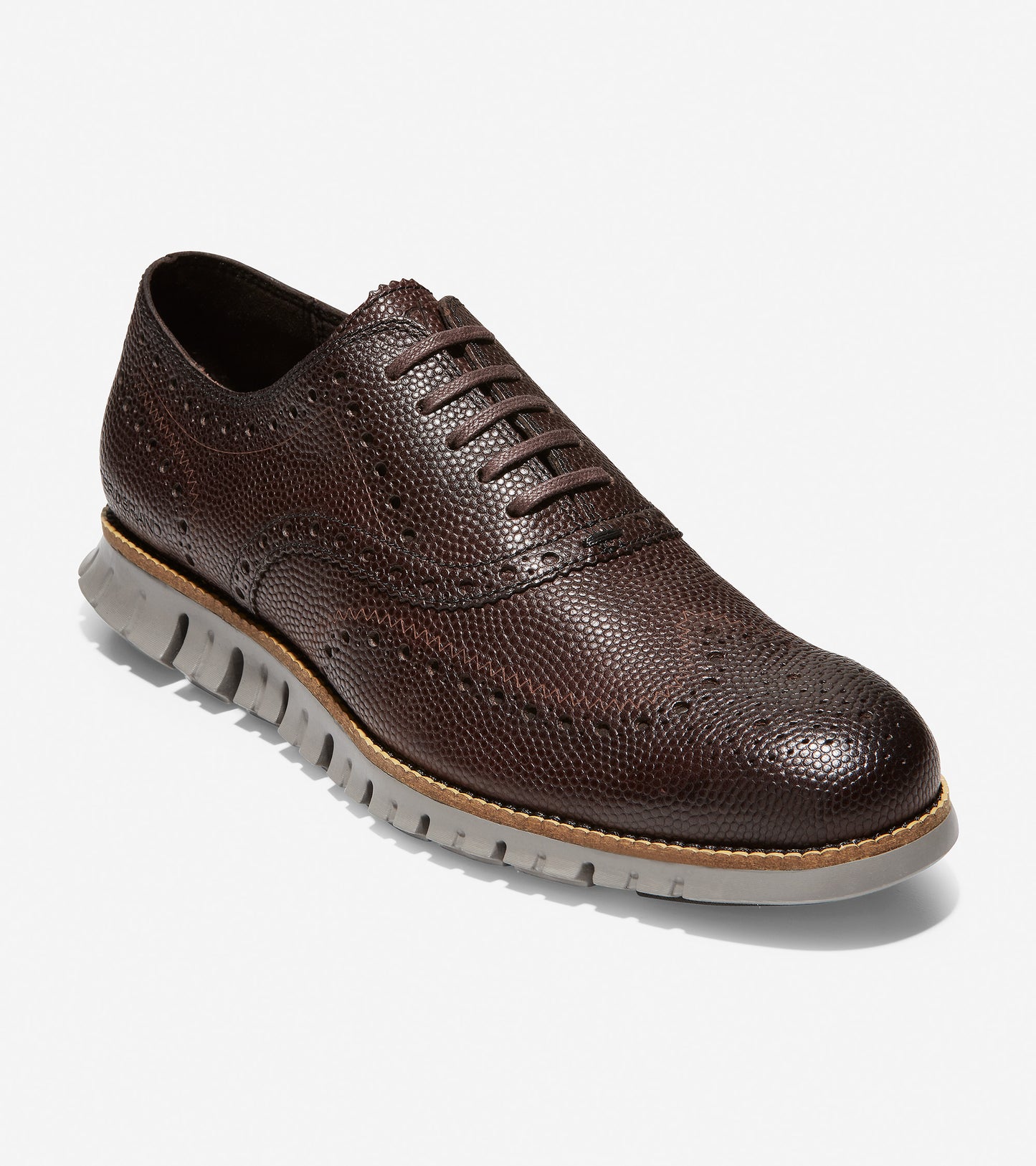 ColeHaan-ZERØGRAND Wingtip Oxford -c30328-Black Walnut Pebbled Leather