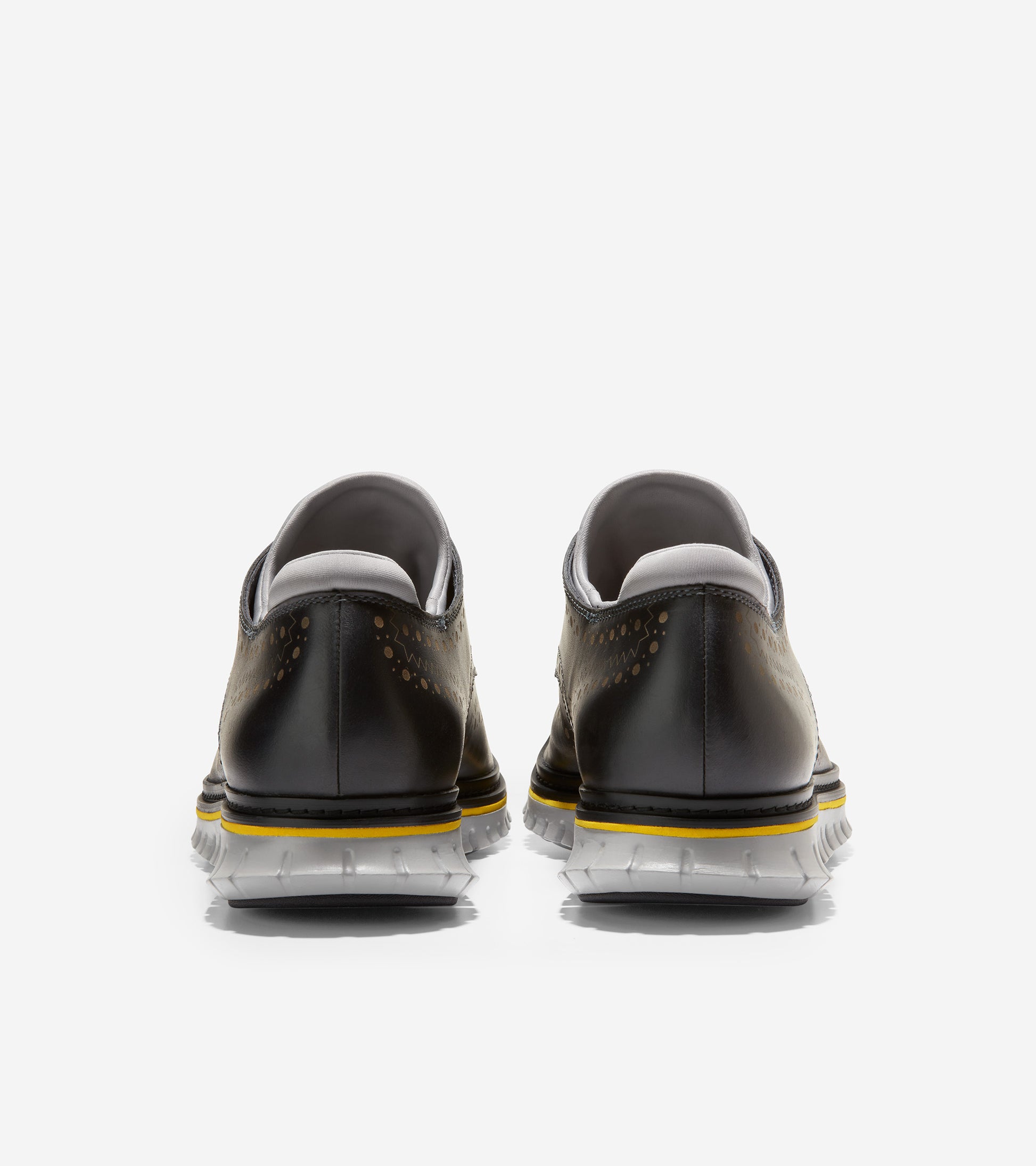 c32375-ZERØGRAND Wingtip Oxford-Turbulence-Sleet