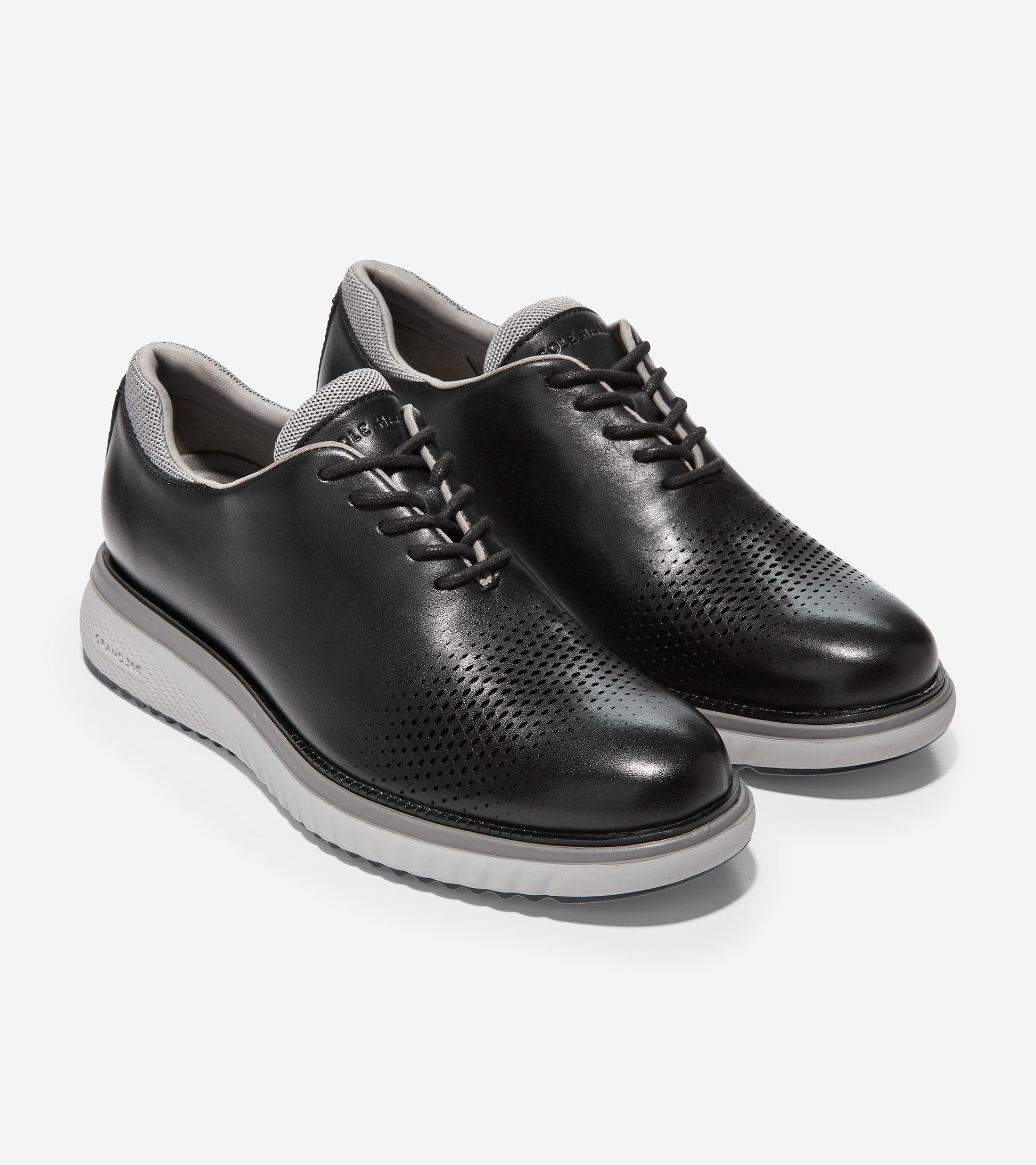 ColeHaan-ZERØGRAND Eon Wingtip Oxford-c33365-Black-Ironstone-Vapor Grey