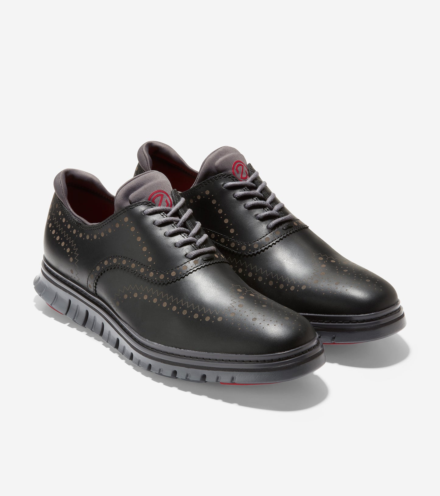 c35255-ZERØGRAND Wingtip Oxford-Black-Magnet