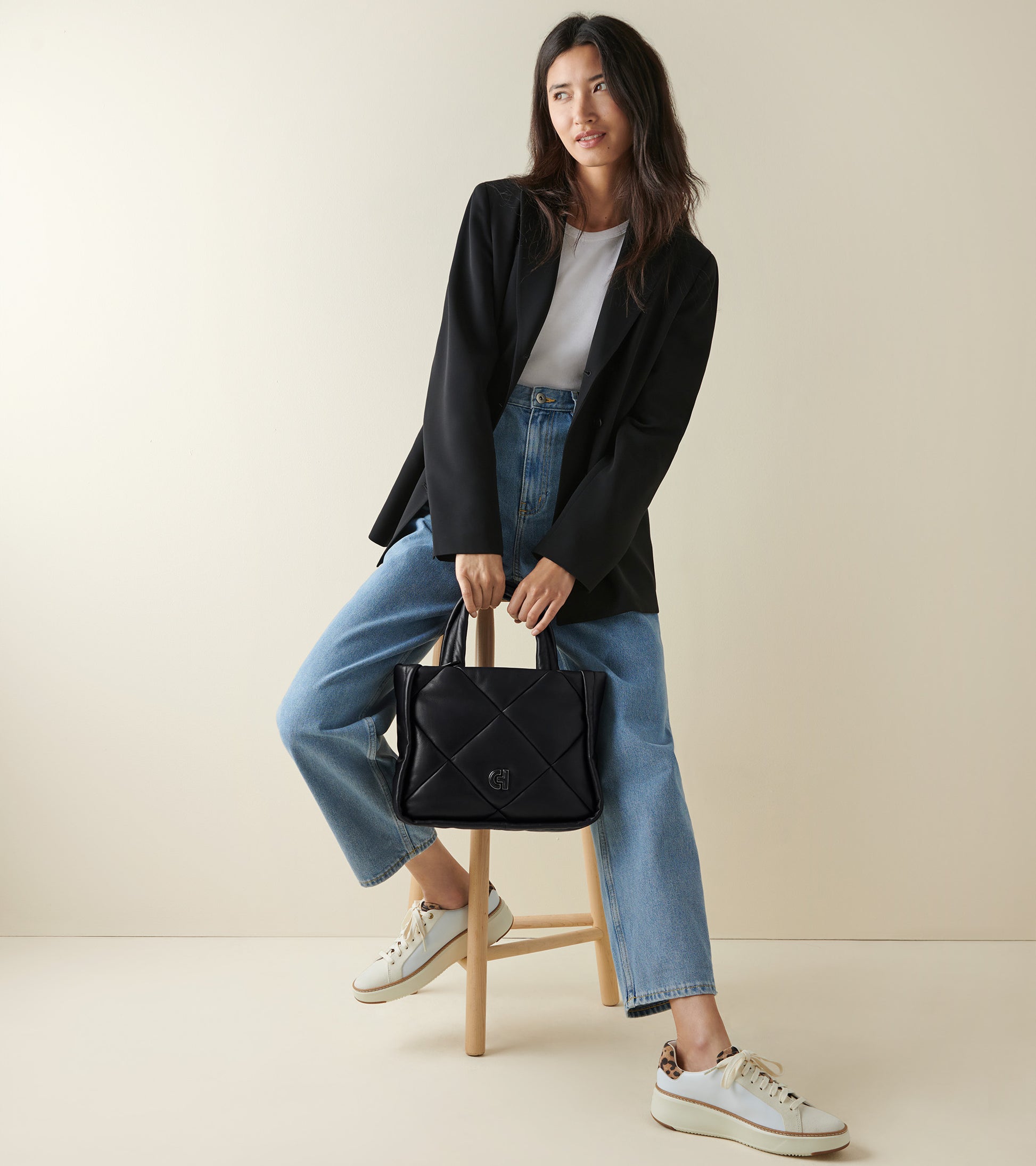 U06346-Quilted Tote Bag-Black