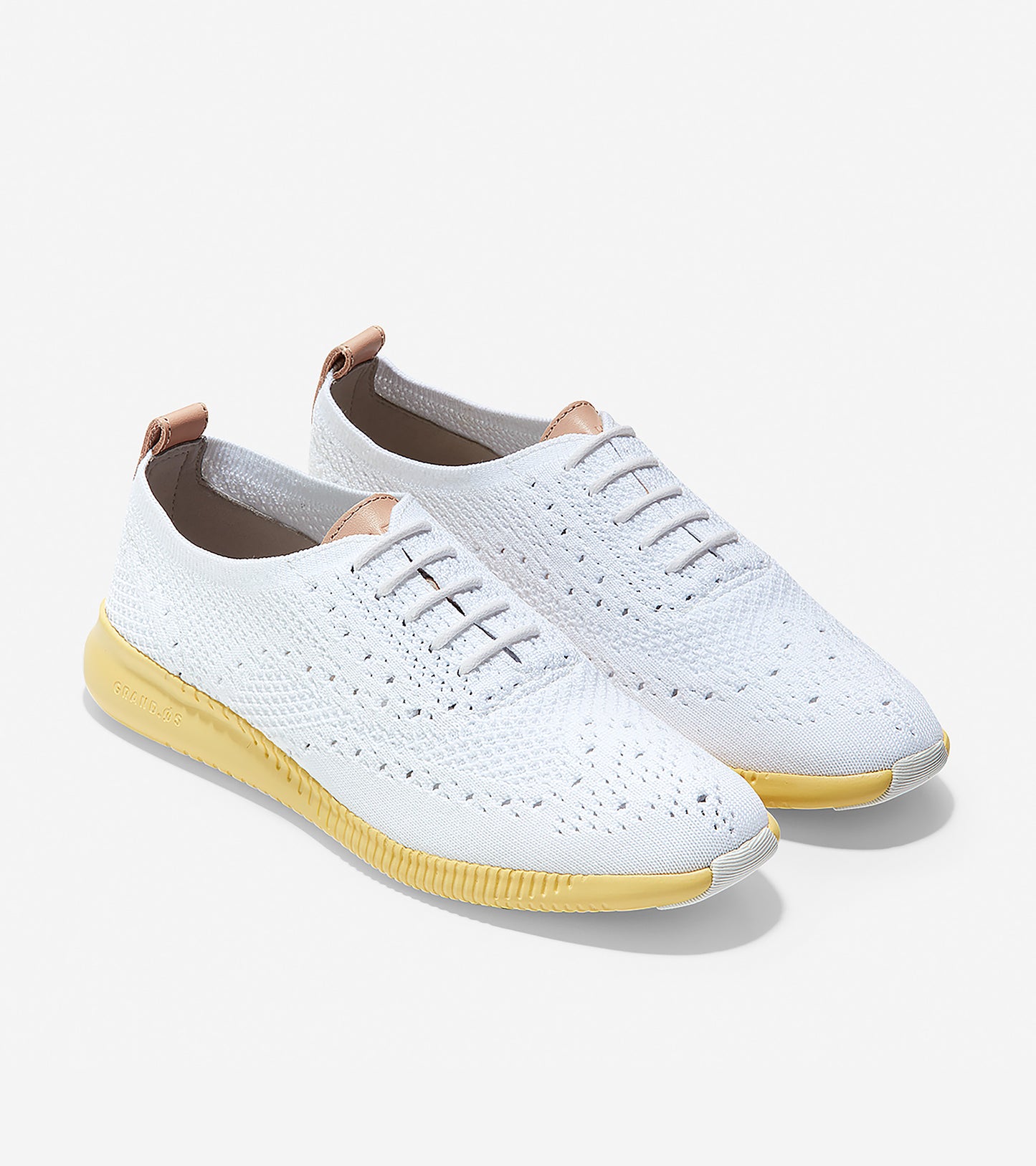 ColeHaan-2.ZERØGRAND Wingtip Oxford-w10862-Optic White Knit-sunshine