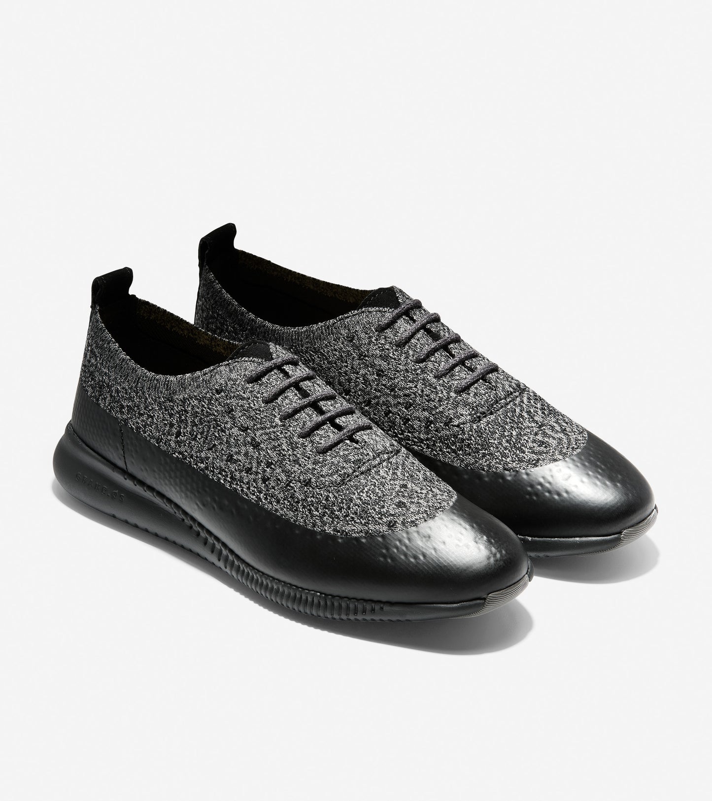 ColeHaan-2.ZERØGRAND Wingtip Oxford-w12262-Black-Stormcloud Stitchlite™