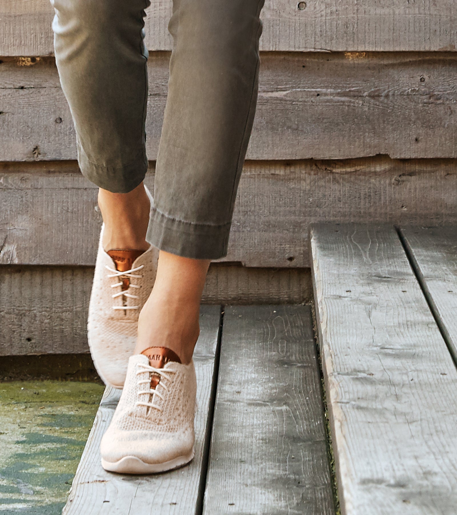 ColeHaan-ZERØGRAND Wingtip Oxford-w13200-Shifting Sand Stitchlite™ Wool