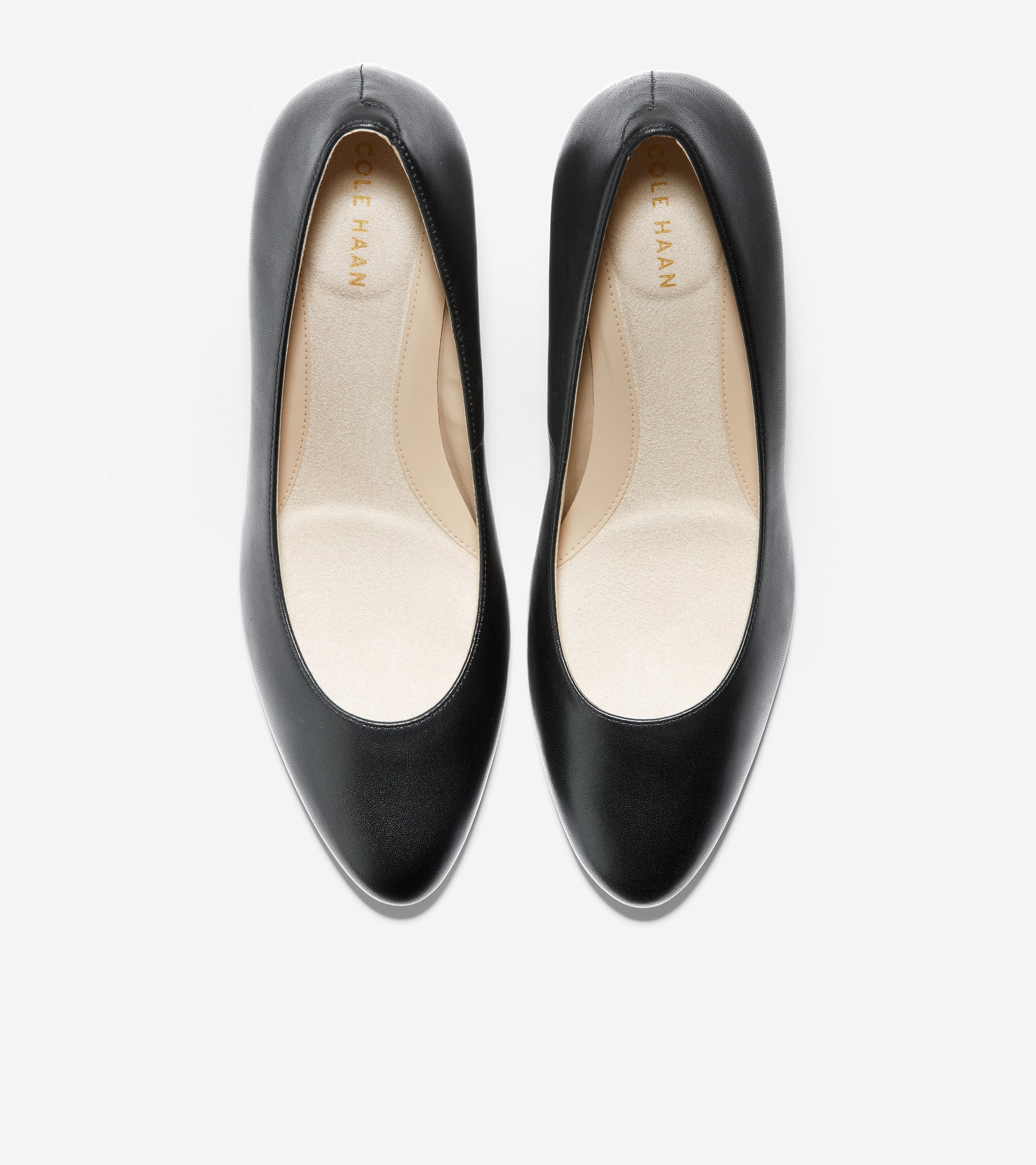 ColeHaan-The Go-To Wedge-w17526-Black Leather