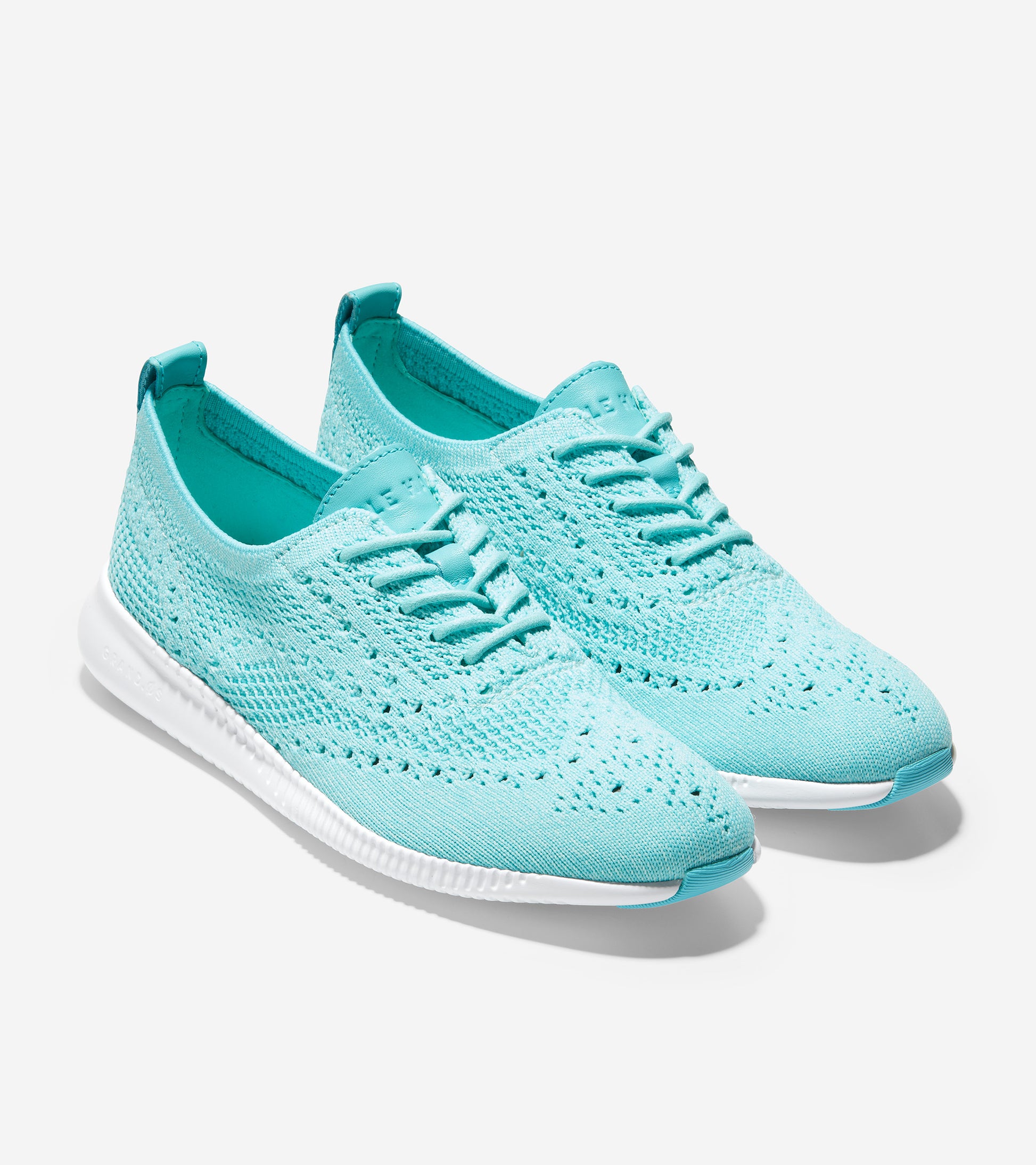 ColeHaan-2.ZERØGRAND Oxford-w23317-Blue Tint-Capri Stitchlite™