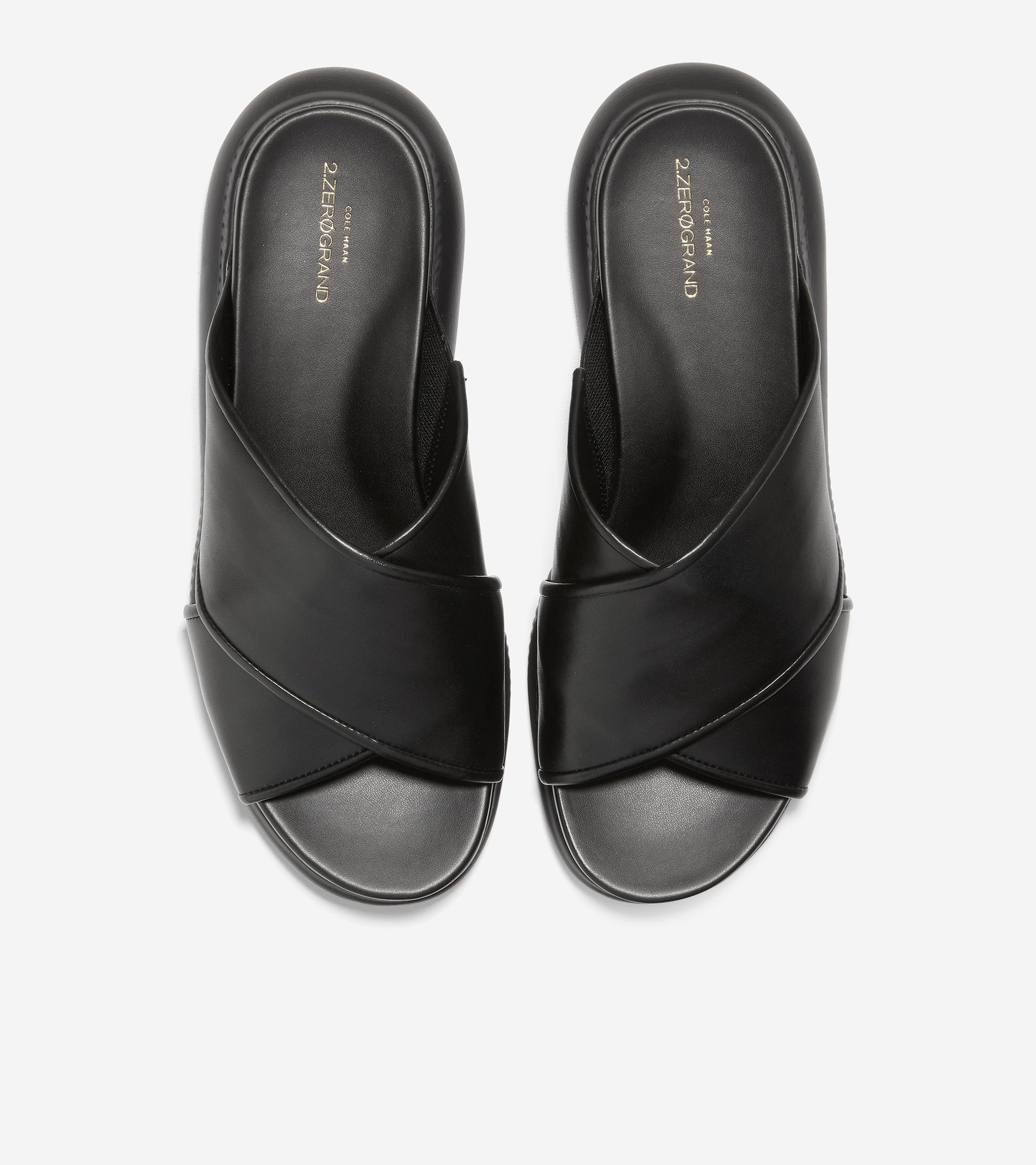 2.ZERØGRAND Criss Cross Slide Sandal