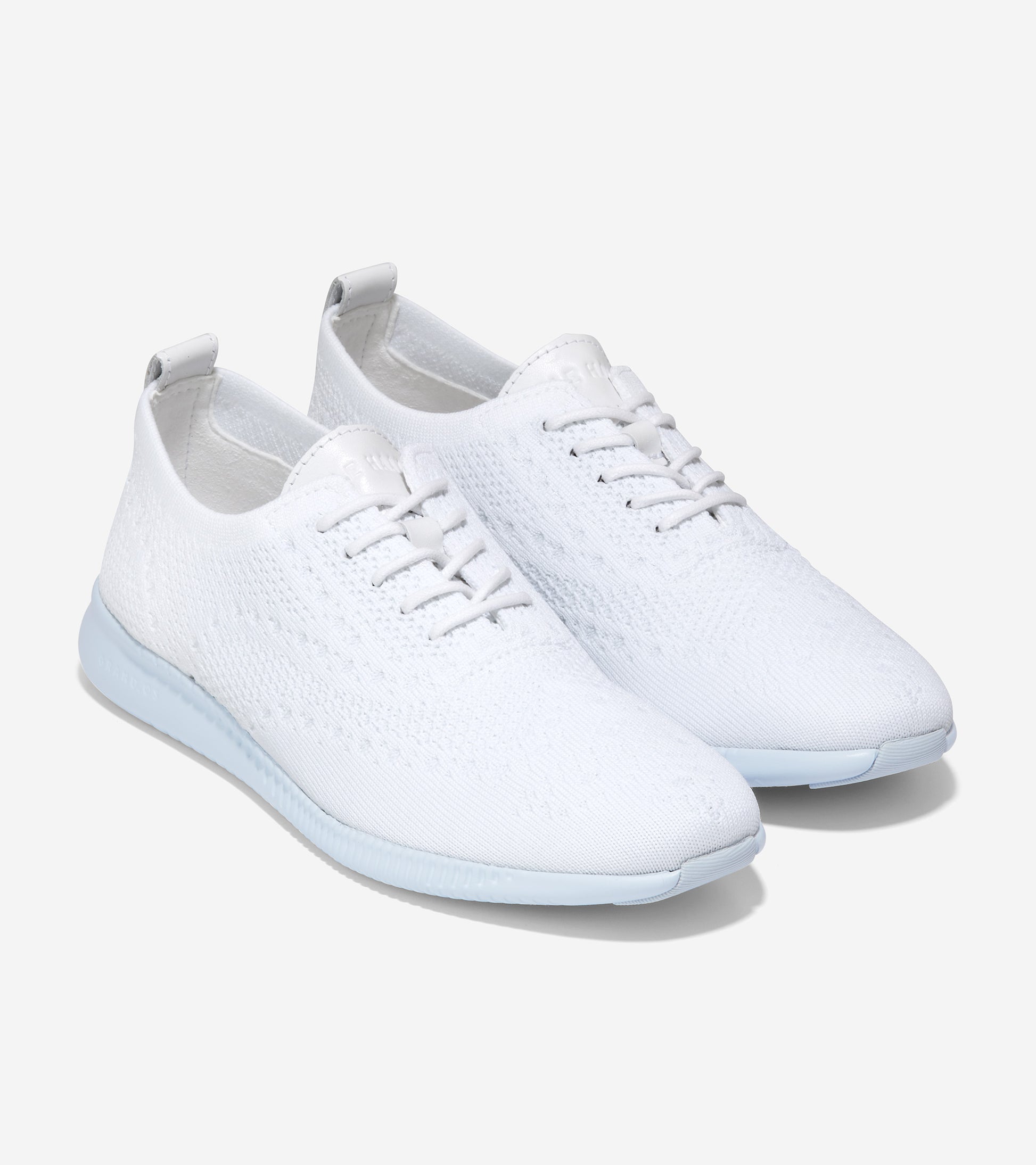 W24377-2.ZerØGrand Wingtip Oxford-White Stitchlite™-Halogen Blue