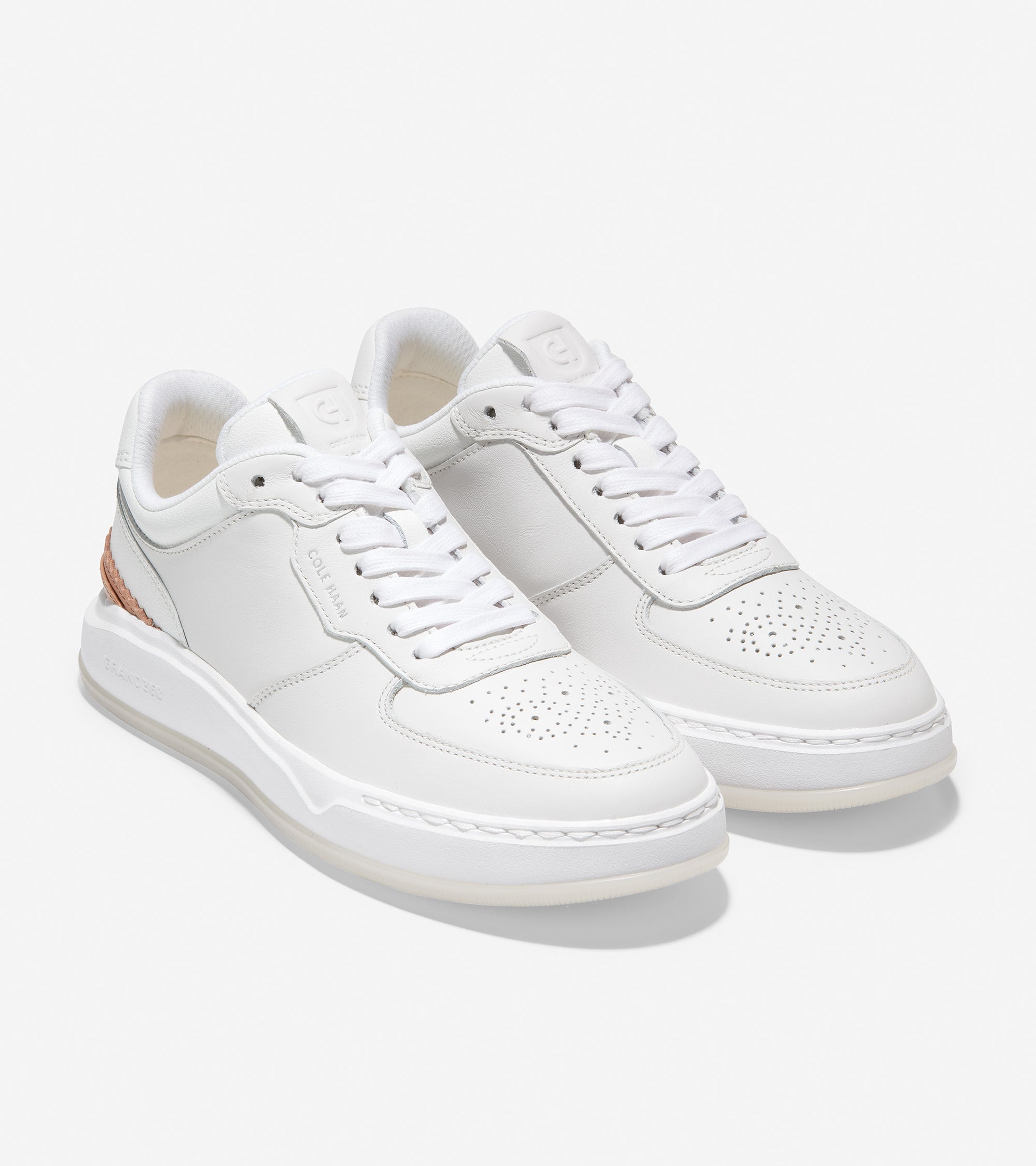 w26609-GrandPrø Crossover Sneaker-White Leather