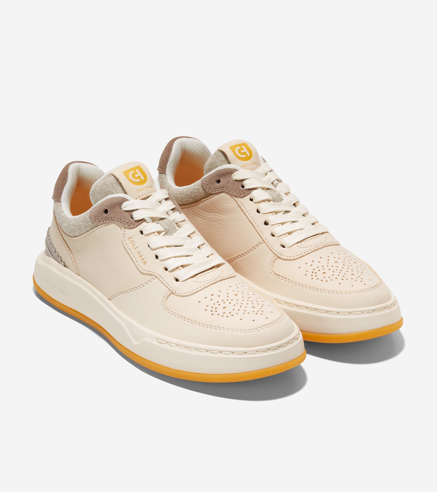 W26974-Women's GrandPrø Crossover Sneaker-Oat-Fleece-Ivory