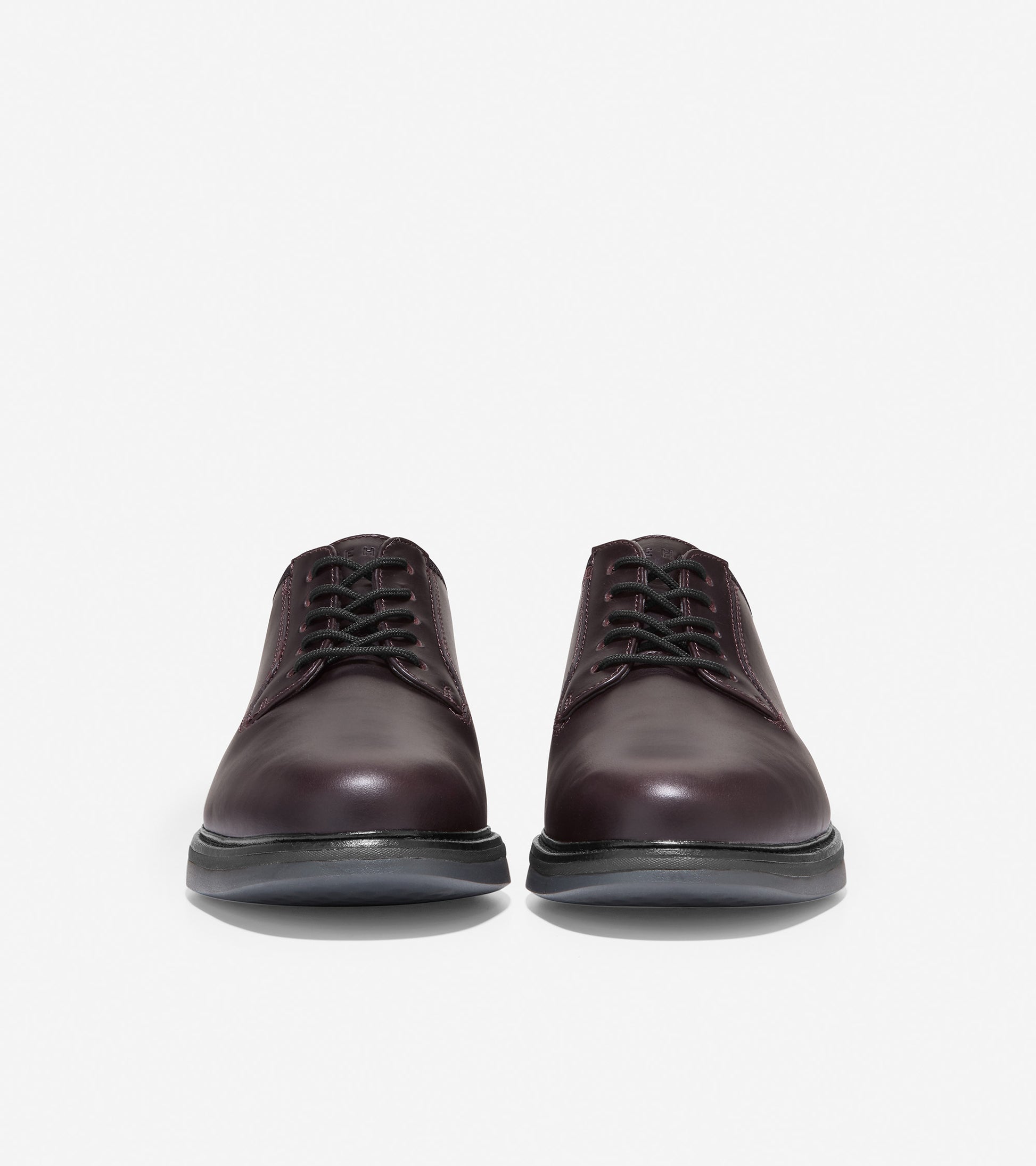 Grand Ambition Postman Oxford-C34112-Pinot Brush Off-Pavement