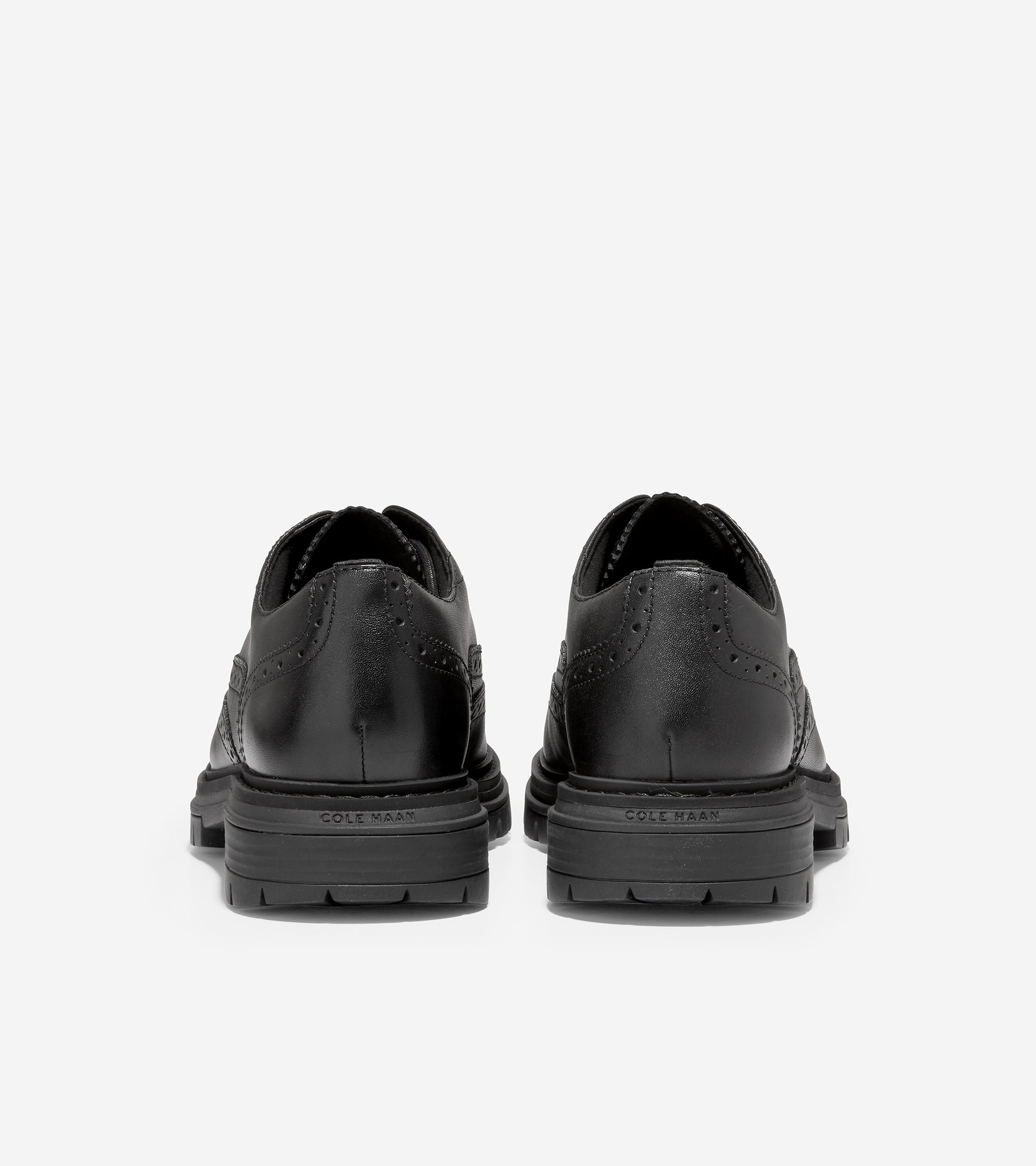 C35881-Tahoe Featherfeel Wingtip Oxford-Black Leather